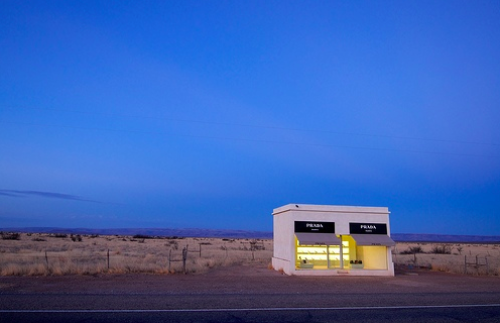 Prada butik konstinstallation